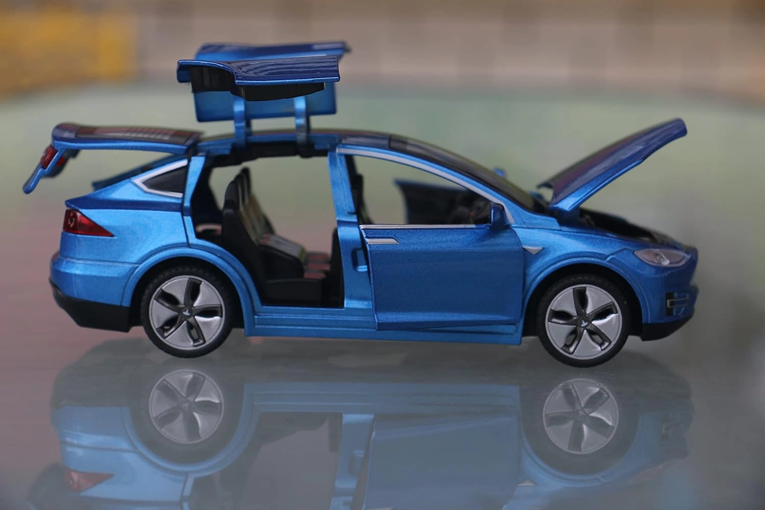 1:32 Scale Car Model X Alloy Diecast Pull Back Electronic Toys with Lights and Music, Mini Vehicles Toys for Kids Gift Car Lovers Collection (Model X - Pearlescent Blue)