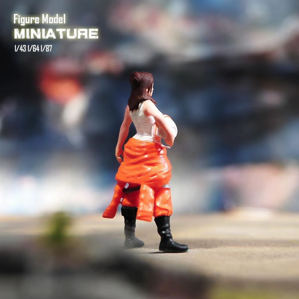 1/87 1/64 1/43 1/24 Scale Miniature Action Figure Doll Model Female Pilot Resin Figurine Model Creative Scene Dolls Props for Car Plane Model Toys (Painted, 1:87 Scale)