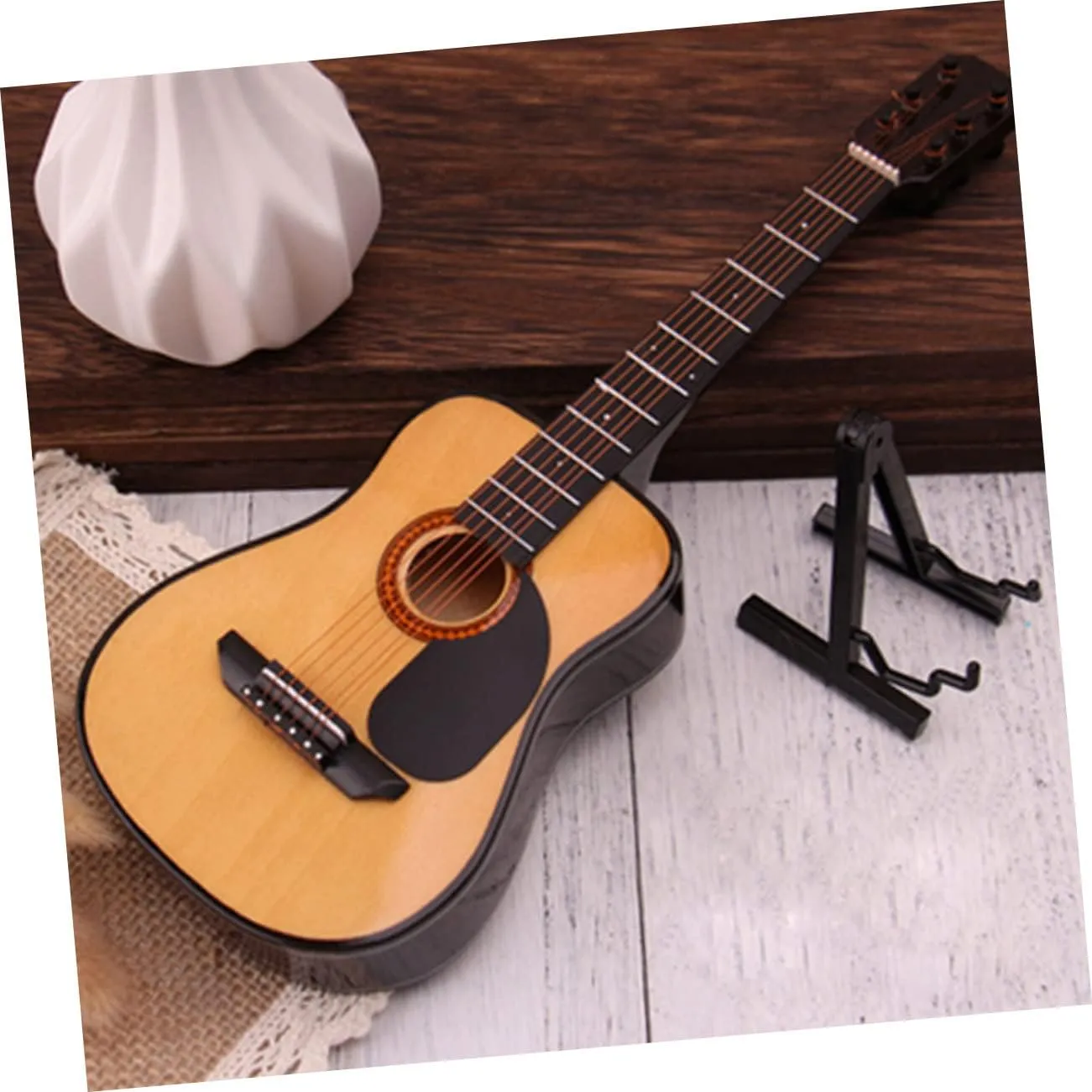 1pc Mini Guitar Model Decoration Lifelike Household Prop Teaching Aid for Friends Family Fine Workmanship for -Term Use Attractive Music-Themed Home Decor