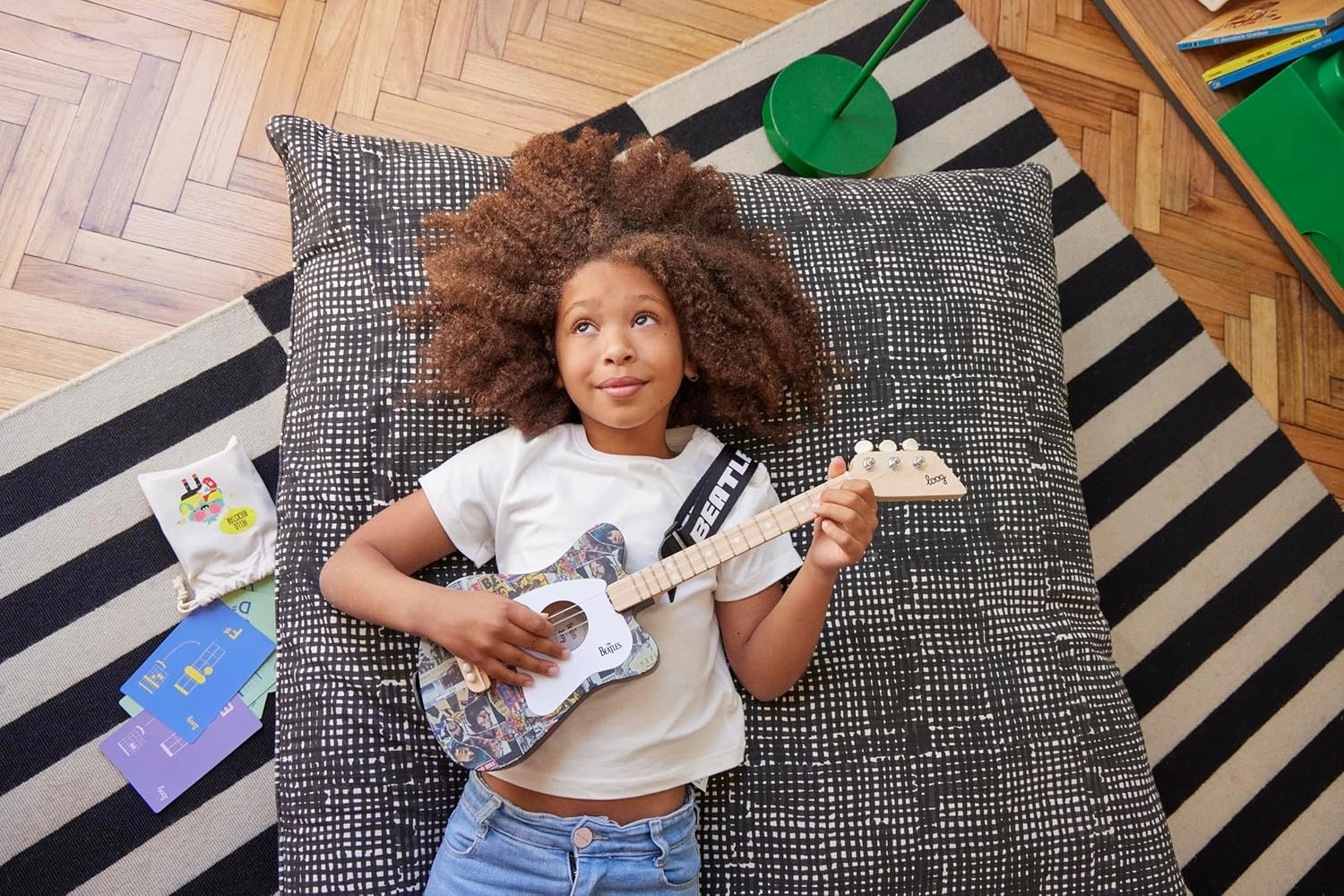 Beatles   Loog Mini Acoustic Guitar for Kids Toddler Children Ages 3  (Anthology)