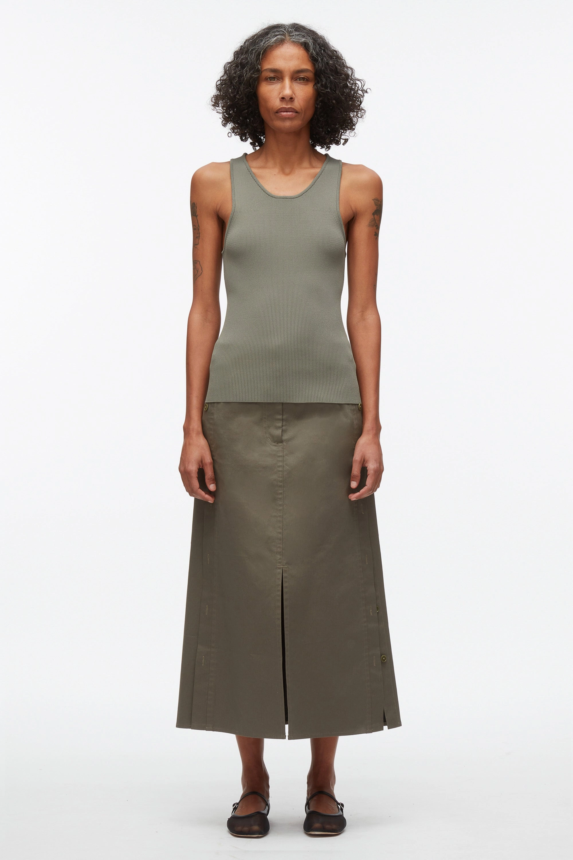 Compact Rib Layering Tank