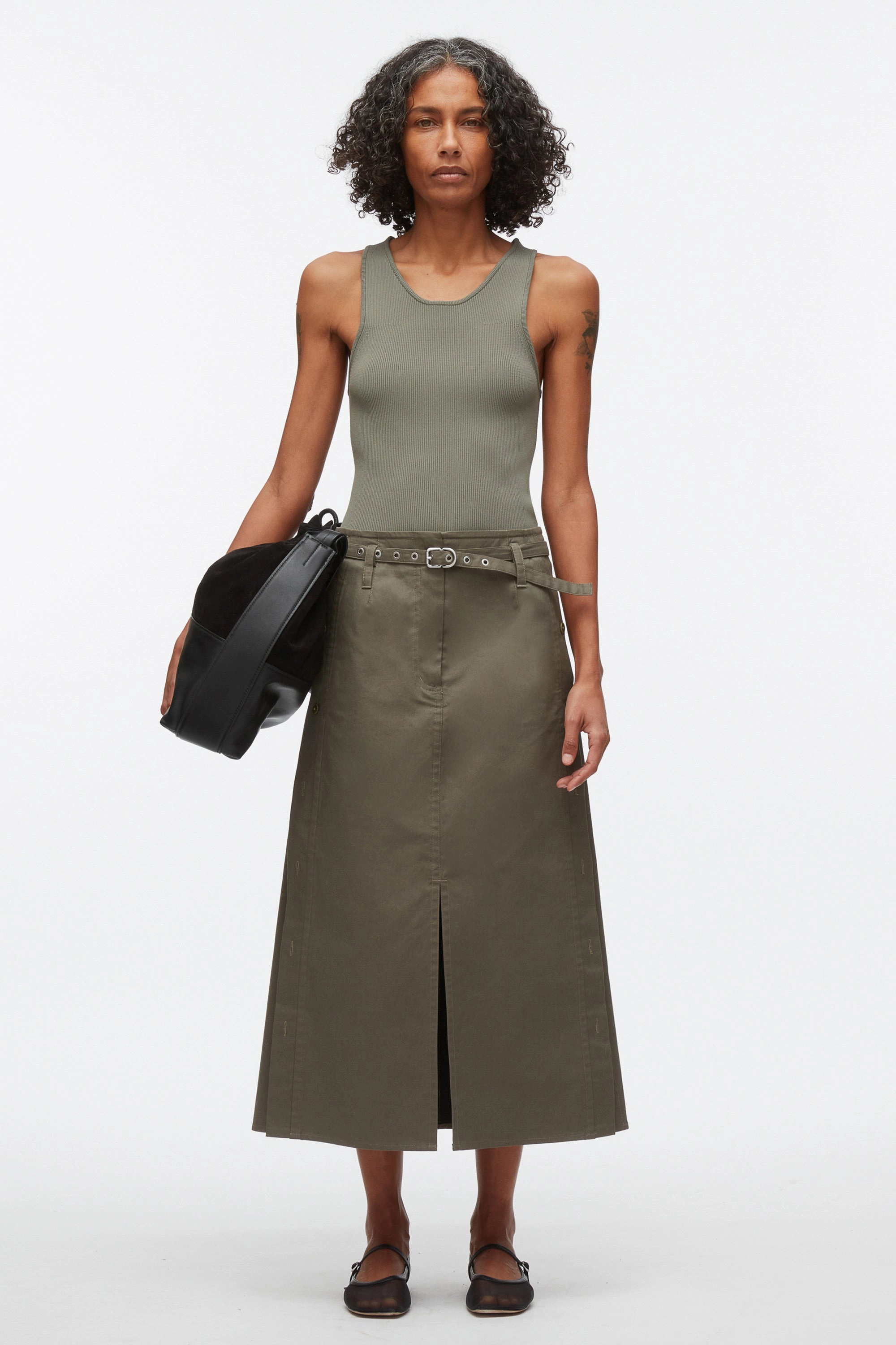 Compact Rib Layering Tank
