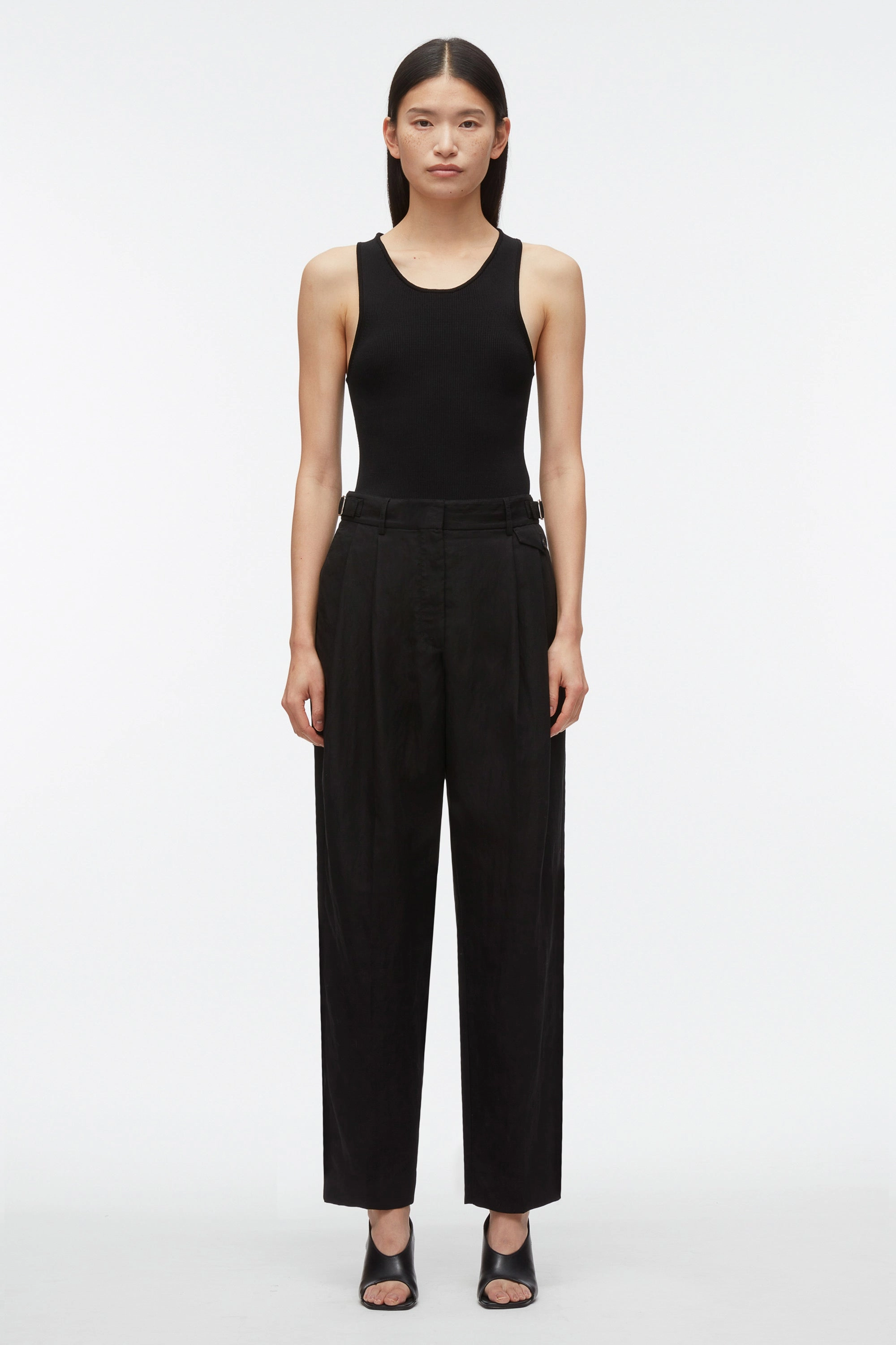 Compact Rib Layering Tank