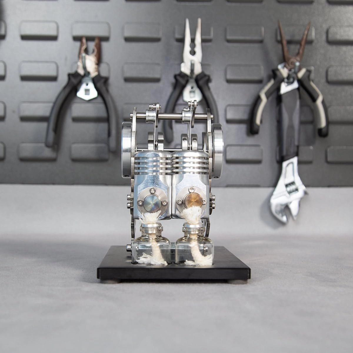 Engine Model Kits, Dual-Piston Hot Air Stirling Engine Kit for Adults, Dual-Piston Engine Motor Model Educational Physics Experiment STEM Model