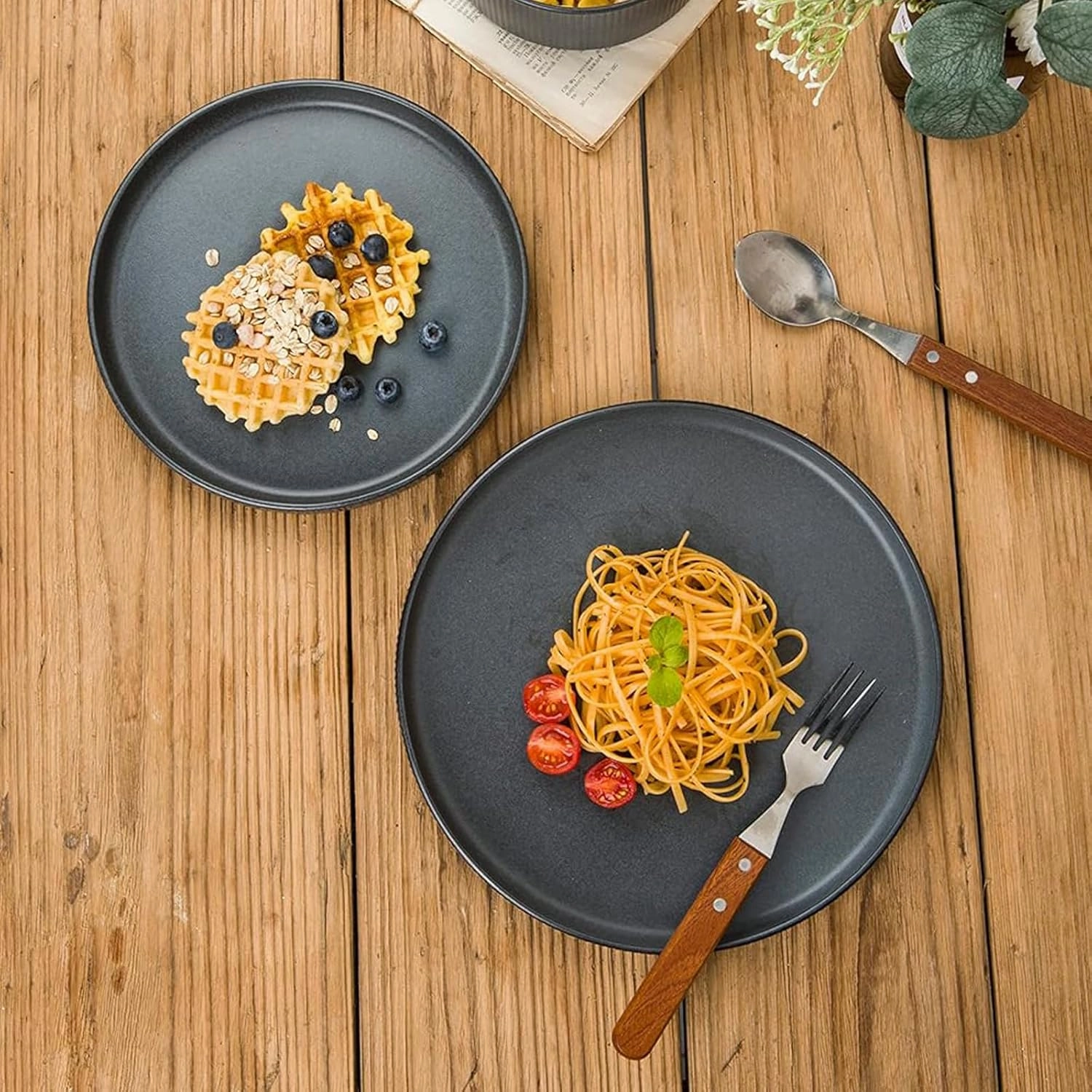 Famiware Star Dinner Plates for 6, 10 inches Plate Set, Scratch Resistant, Stoneware Dinnerware, Kitchen Modern Rustic Serving Dishes, Matte Dark Charcoal (Full Glaze)