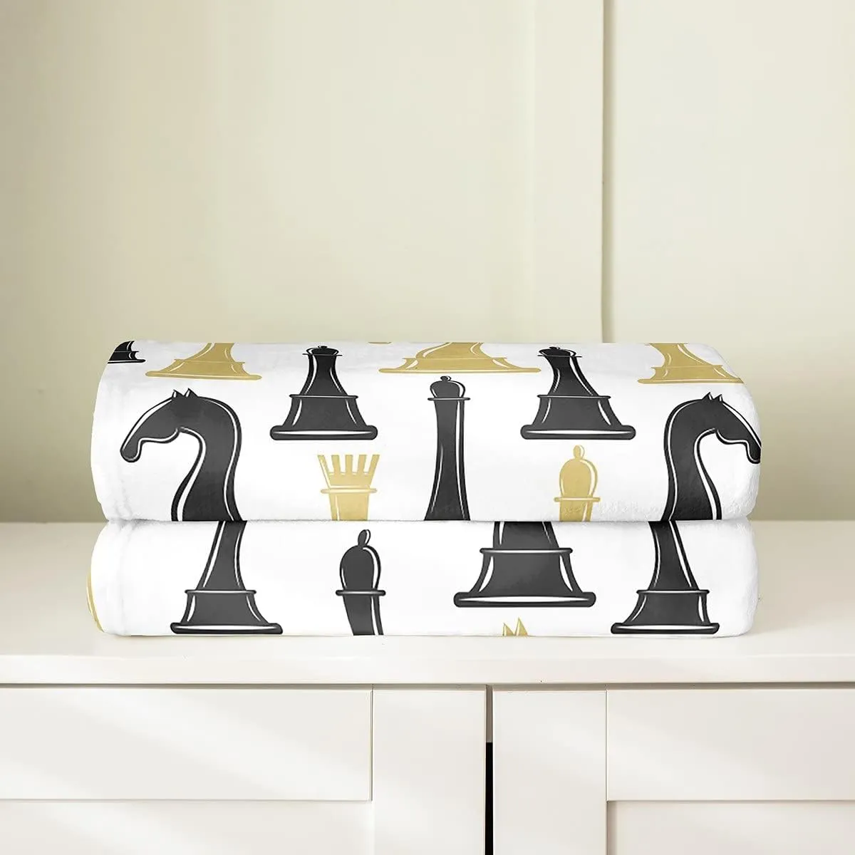 Feelyou Golden International Chess All Season,Bed Blanket Set Chess Board Game Plush Throw Blanket, for Sofa Couch Kids Checkerboard Flannel Fleece Blanket Chess Lovers Black Base Twin 60"x80"