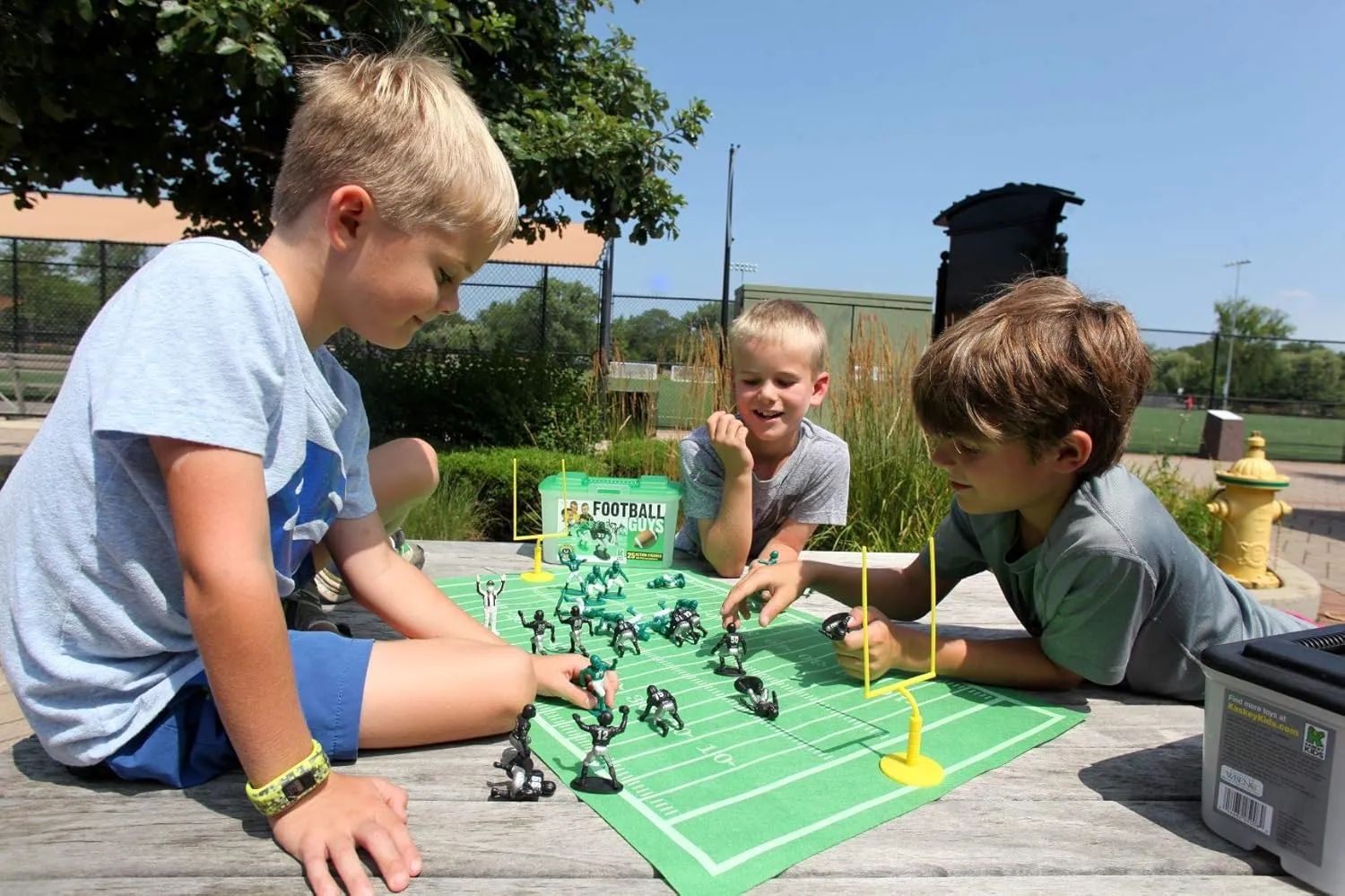 Kaskey Kids Football Guys – Green/Black Inspires Kids Imaginations with Endless Hours of Creative, Open-Ended Play – Includes 2 Teams & Accessories – 28 Pieces in Every Set!