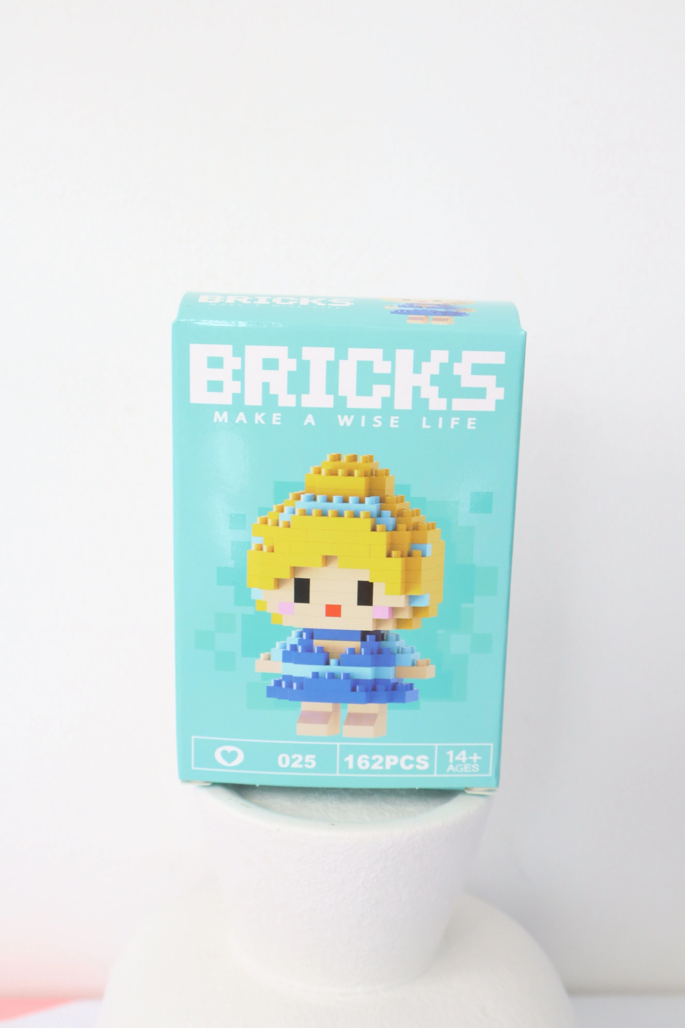Nano Bricks