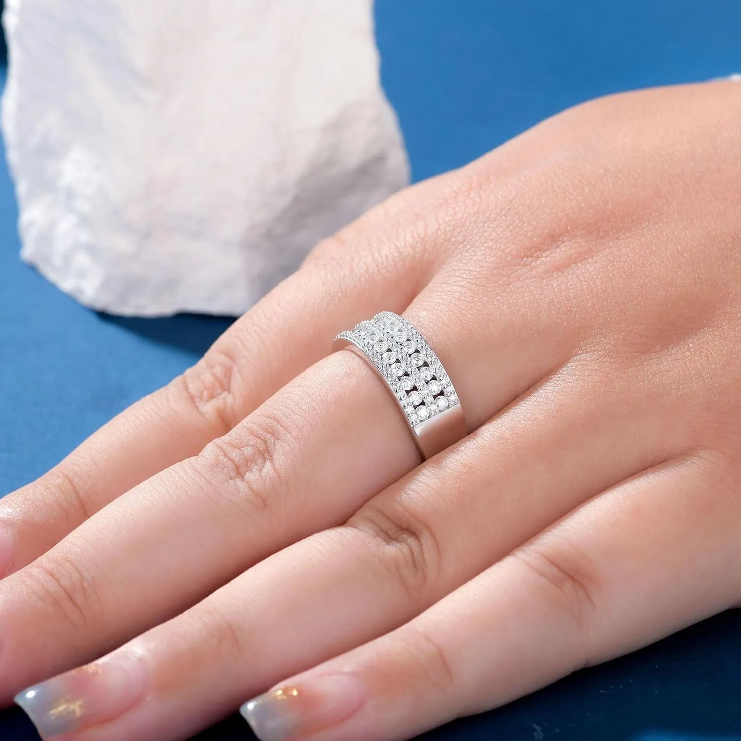 Newshe Jewellery Moissanite Wedding Bands for Women 925 Sterling Silver Eternity Rings Emerald Promise Engagement Size 5-10