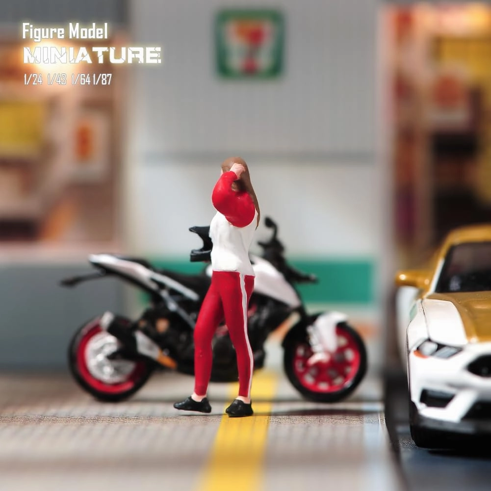 Painted Miniatures 1/18 1/24 1/64 1/43 1/87 Scale Mini Motorcycle Beauty Scene Props Figure Dolls Unpainted Model for Cars Vehicles (Painted B Version, 1/18 Scale)
