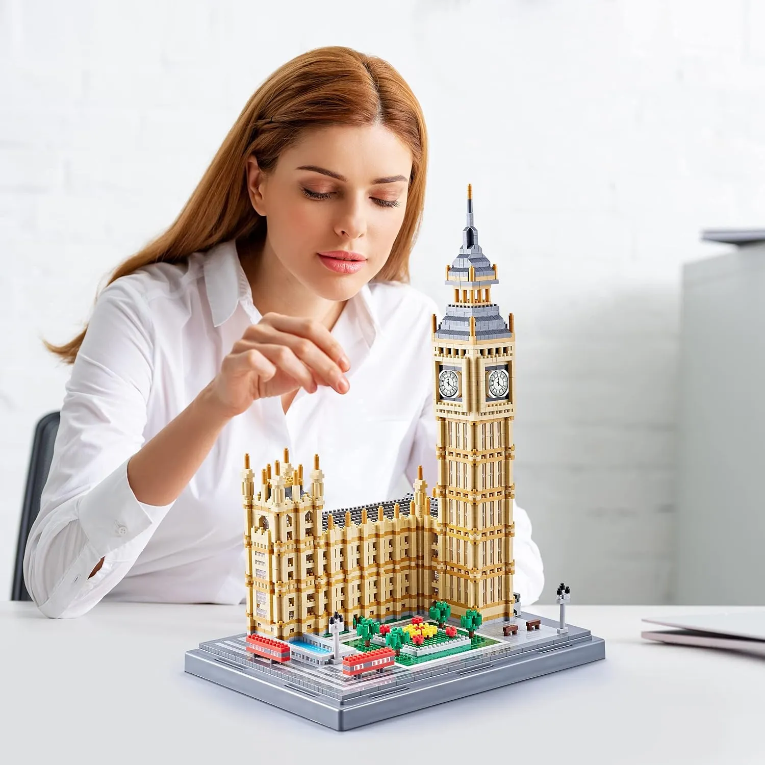 Real Architecture London Elizabeth Tower Big Ben Micro Building Blocks Set for Adults 6473 PCS - World Famous Architectural Model Gifts for Teens Kids Age of 14 