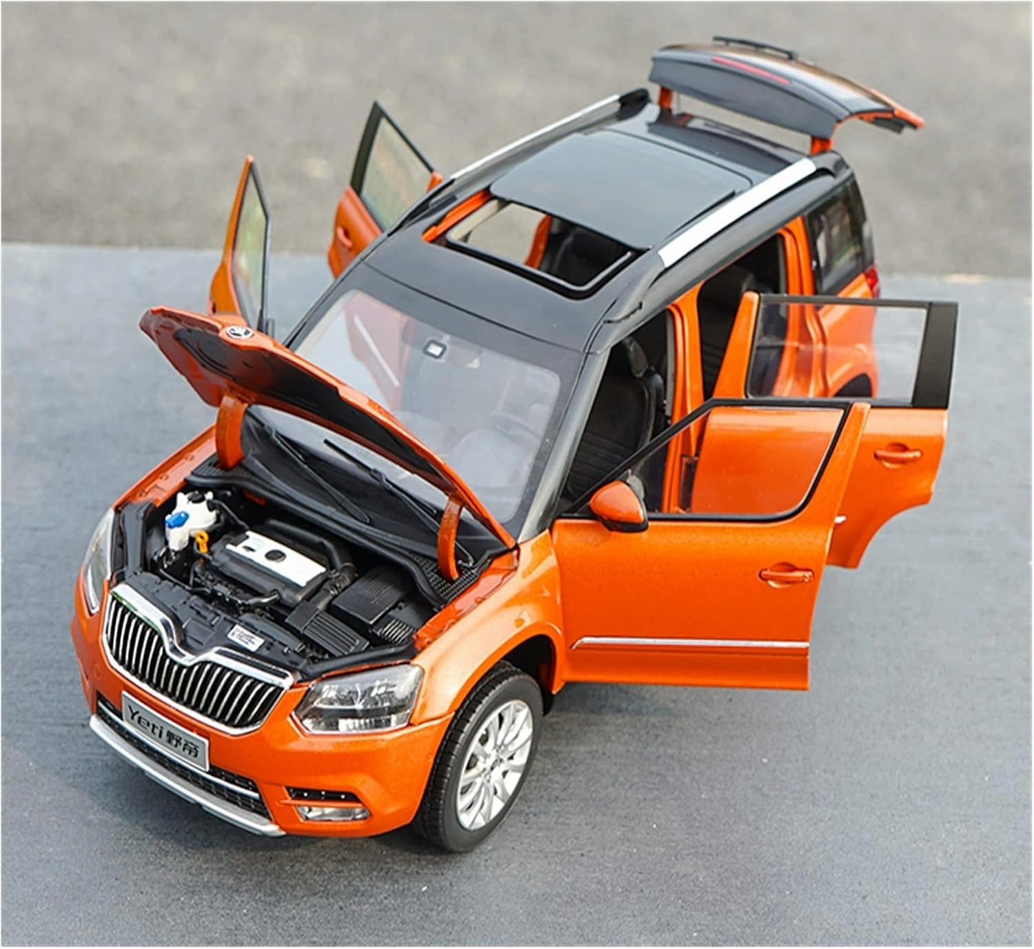 Resin Car Vehicle Model 1 18 Fit for Skoda Yeti Off-Road Vehicle Diecast Scale Alloy Car Model Static Display Adult Collection Toys Festive Deluxe Gift (Color : D)