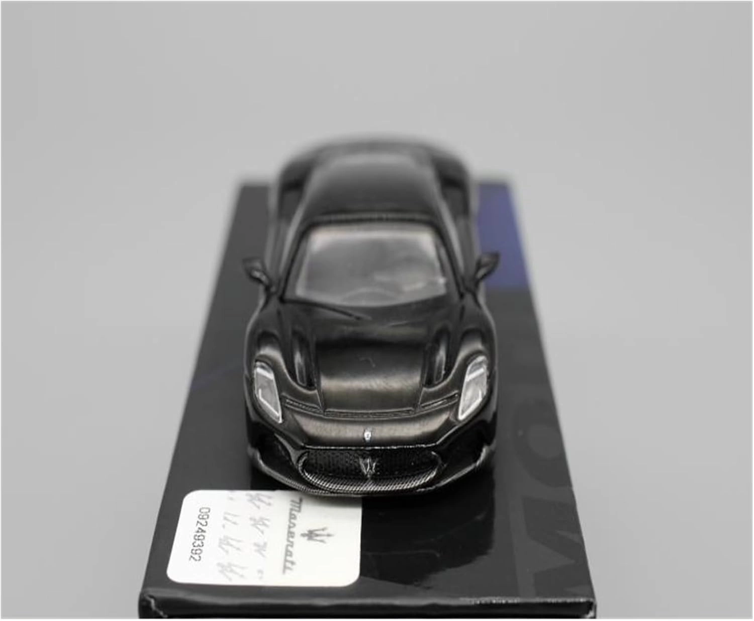 Resin Car Vehicle Model Fit for MC20 1 64 Alloy Coupe Car Model Home Static Simulation Vehicle Artwork Decoration Festive Deluxe Gift(Black)