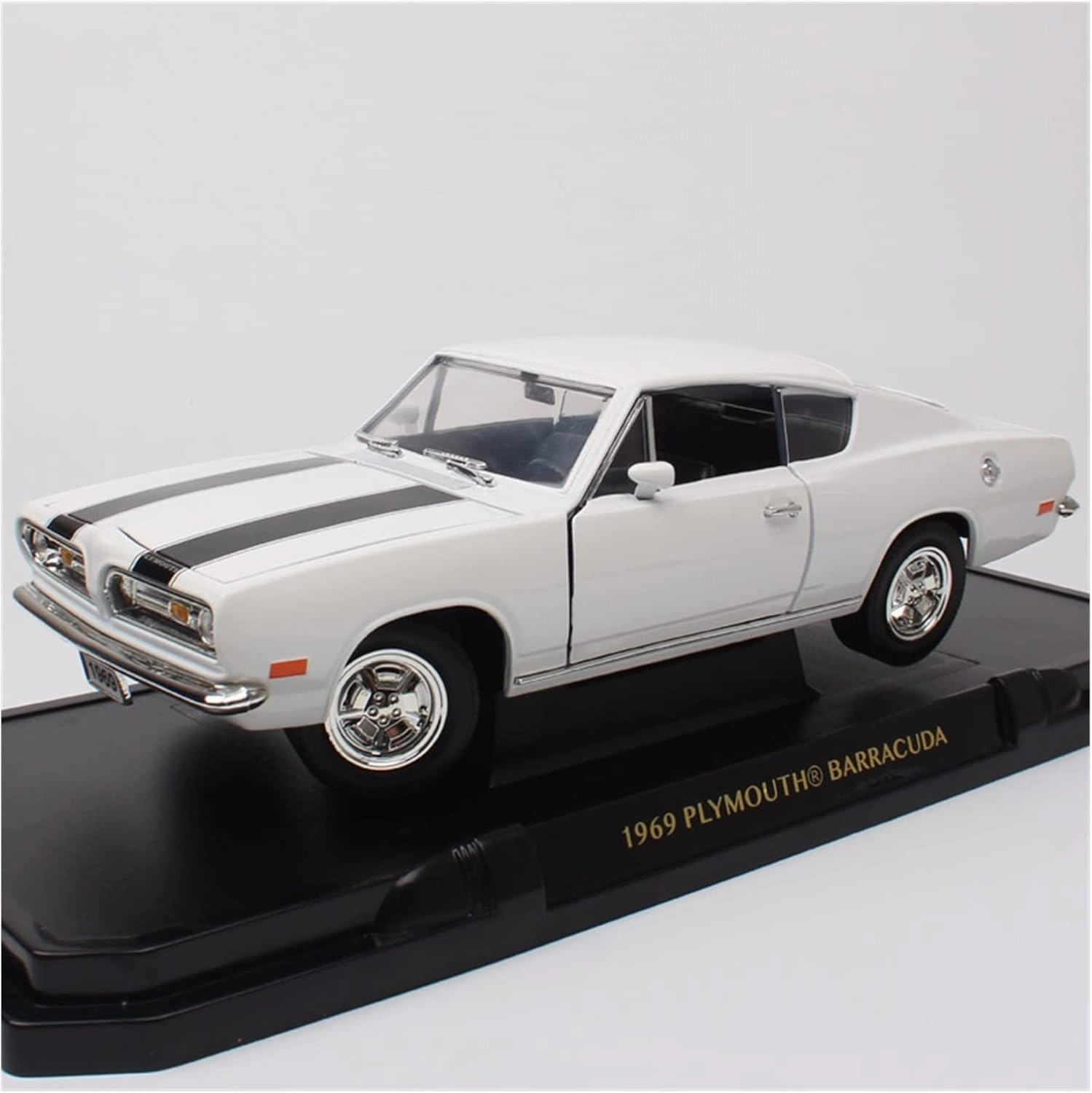 Resin Car Vehicle Model Fit for Plymouth Barracuda 1969 1 18 Alloy Muscle Sports Car Model Boutique Toy Collection Display Festive Deluxe Gift(White)