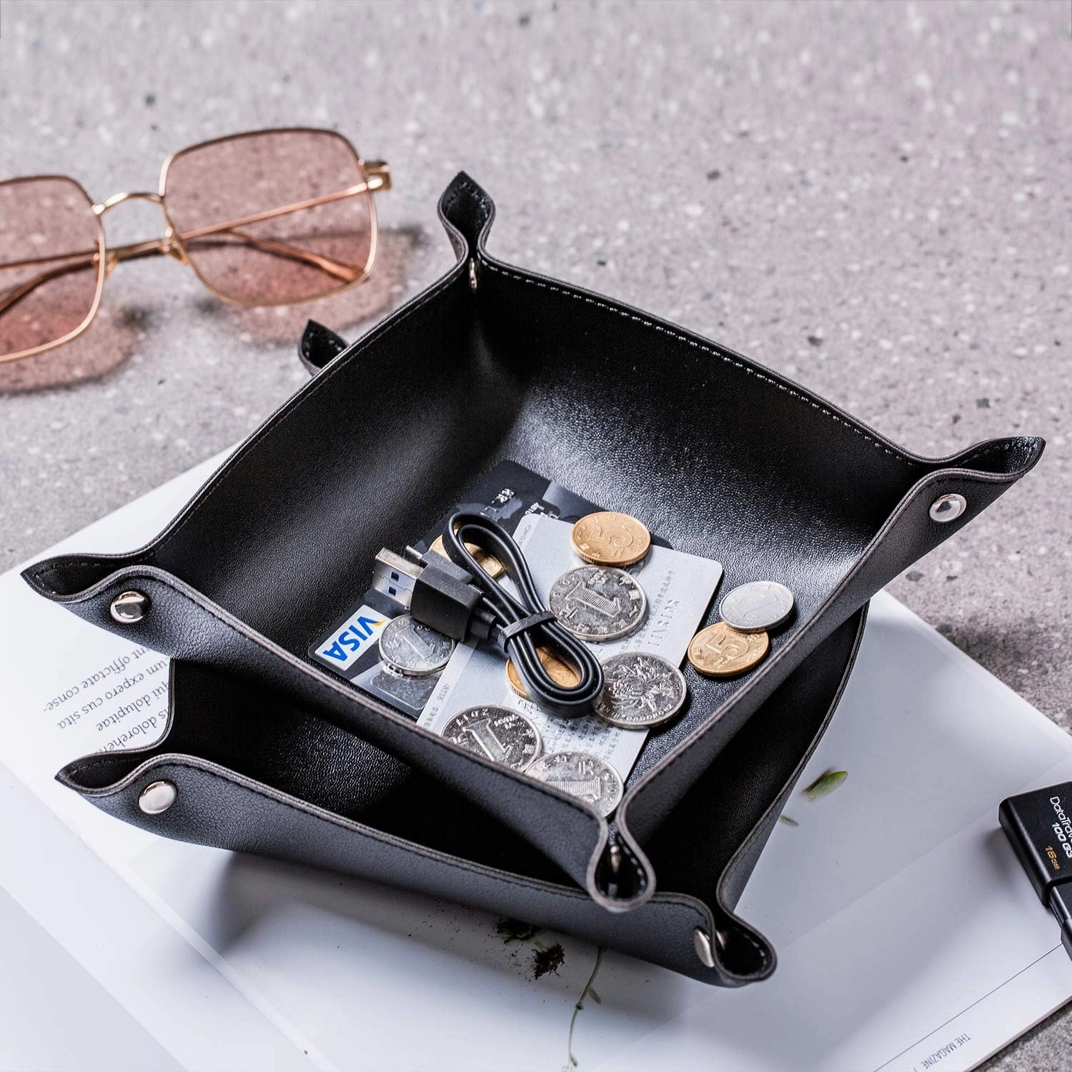 SANQIANWAN Leather Jewelry Valet Tray for Women and Man, Portable Entryway Table Tray Bedside Nightstand Desk Tray Small Catchall Travel Dish Plate for Key,Wallet,Watch,Coin (2PCs Black-B)