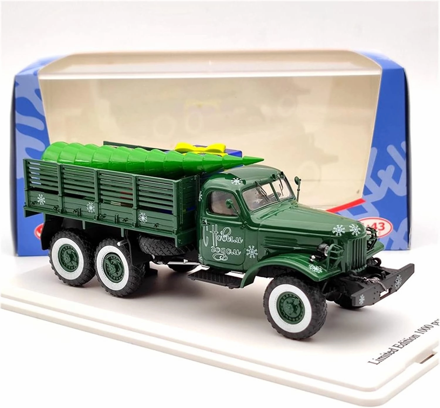 Treasureable Alloy Vehicle Model 1 43 for ZIL-157 Happy New Year SSM9999 Diecast Russian Christmas Truck Collection Gift Car Model Replica Festive Deluxe Gift