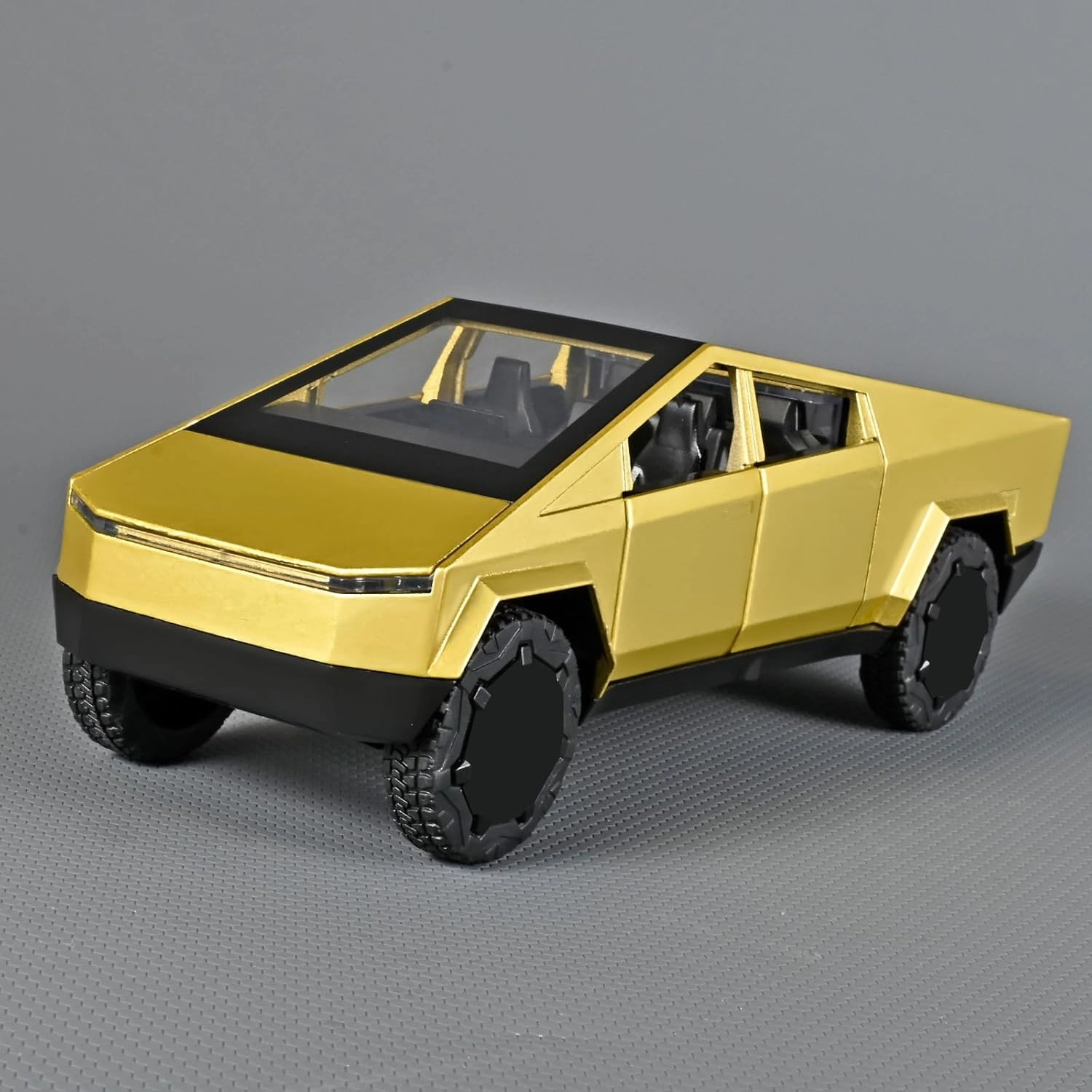 Trucks for Kids Toy Pickup Truck 1/32 Metal Toy Truck,Big Trucks for Toddlers 3-5,Die Cast Metal Model Truck,Pull Back Cars Toys with Light and Sound,Toy Trucks for Boys Age 4-7（Gold）