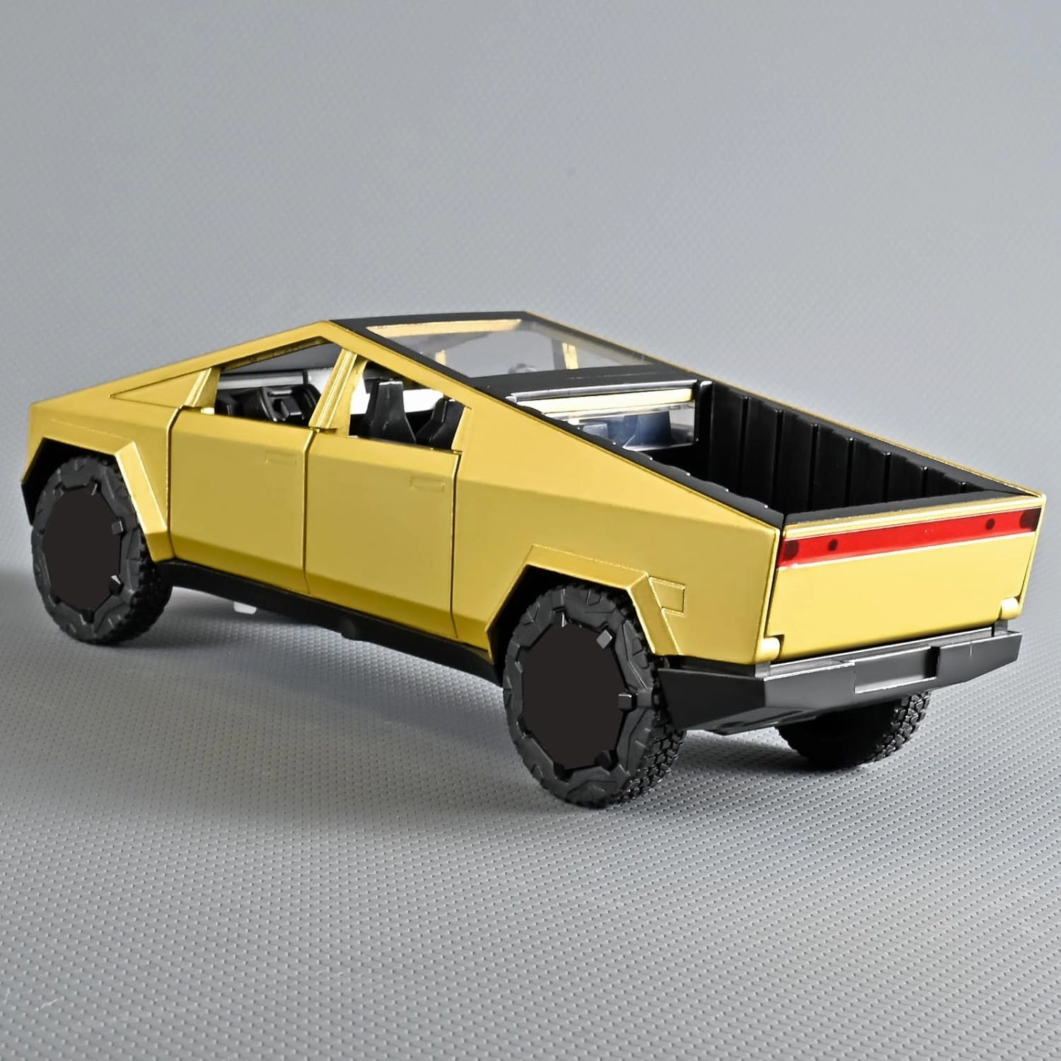 Trucks for Kids Toy Pickup Truck 1/32 Metal Toy Truck,Big Trucks for Toddlers 3-5,Die Cast Metal Model Truck,Pull Back Cars Toys with Light and Sound,Toy Trucks for Boys Age 4-7（Gold）